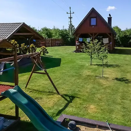 2 Bedroom Beautiful In Hébergement de vacances Kołczewo