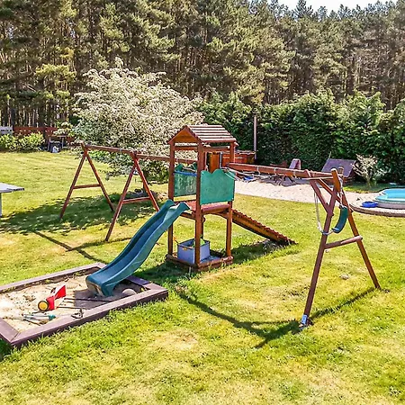 2 Bedroom Beautiful In Kołczewo